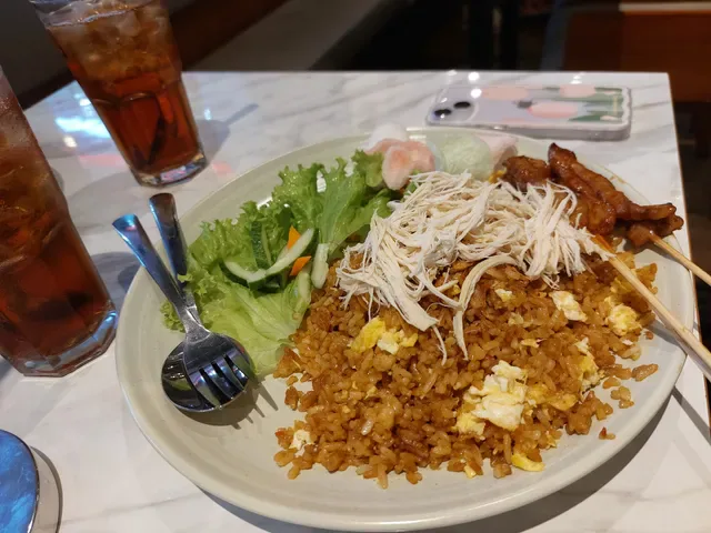 Made's Warung Domestic