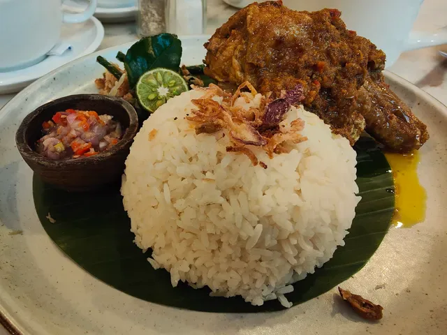 Made's Warung International Terminal