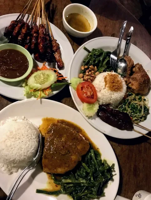 Made's Warung Kuta