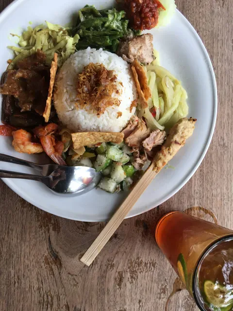 Made's Warung Kuta