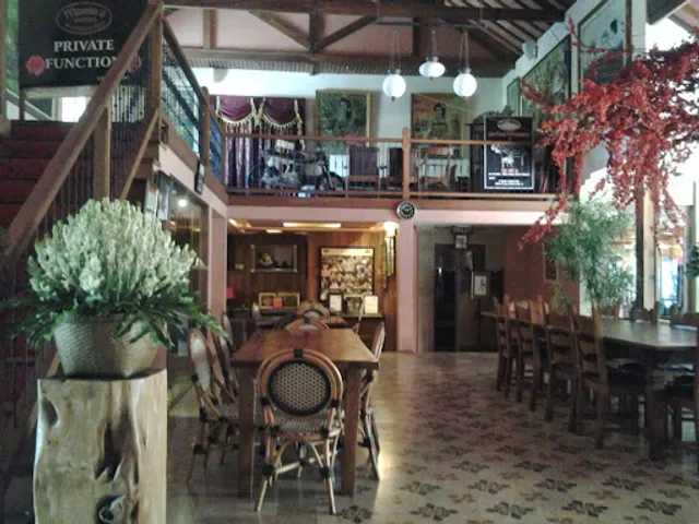 Made's Warung Kuta