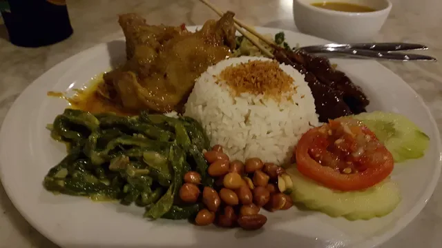 Made's Warung Kuta