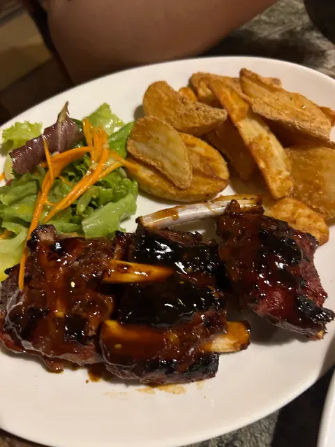 Made's Warung Seminyak
