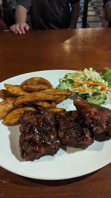 Made's Warung Seminyak