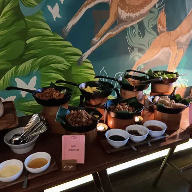 MEJA Restaurant & Bar