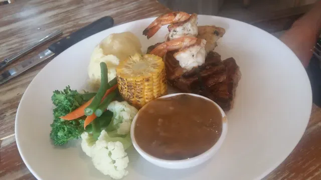 Moo Moo's Steakhouse Bar & Grill