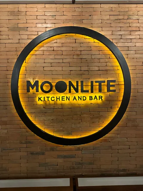 MOONLITE KITCHEN & BAR