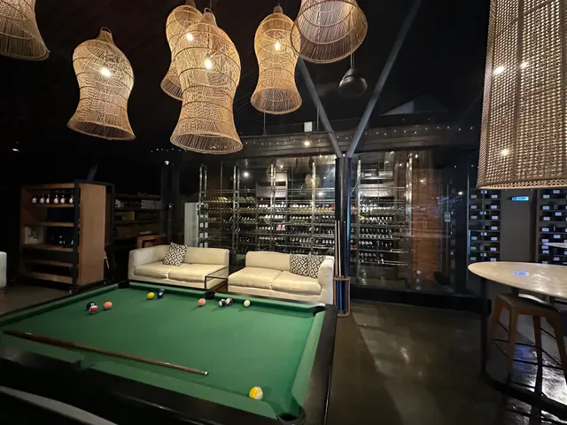 MOONLITE KITCHEN & BAR