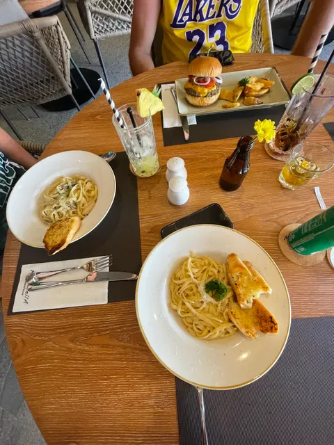 Mozzarella Restaurant