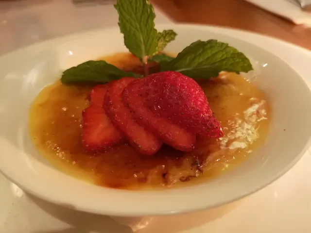Mozzarella Restaurant & Bar