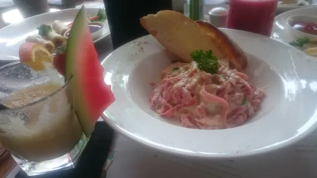 Mozzarella Restaurant & Bar