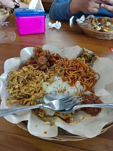 Nasi Pedas Ibu Andika