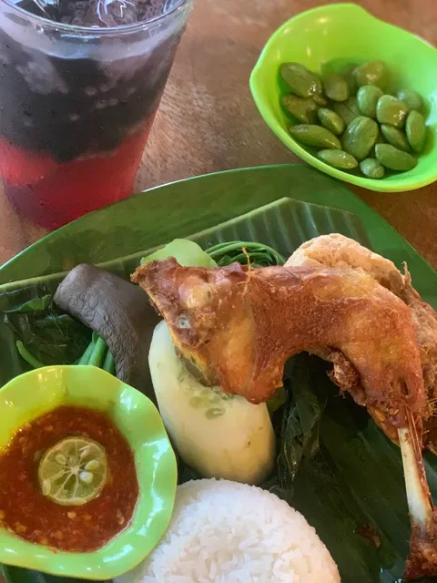 Nasi Tempong Indra