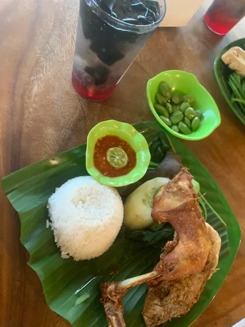 Nasi Tempong Indra