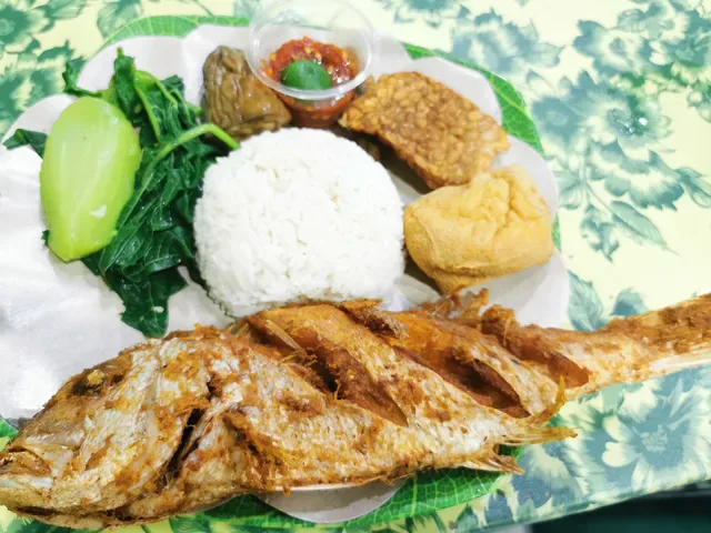 Nasi Tempong Indra Kuta