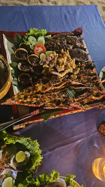 New Moon Cafe Seafood