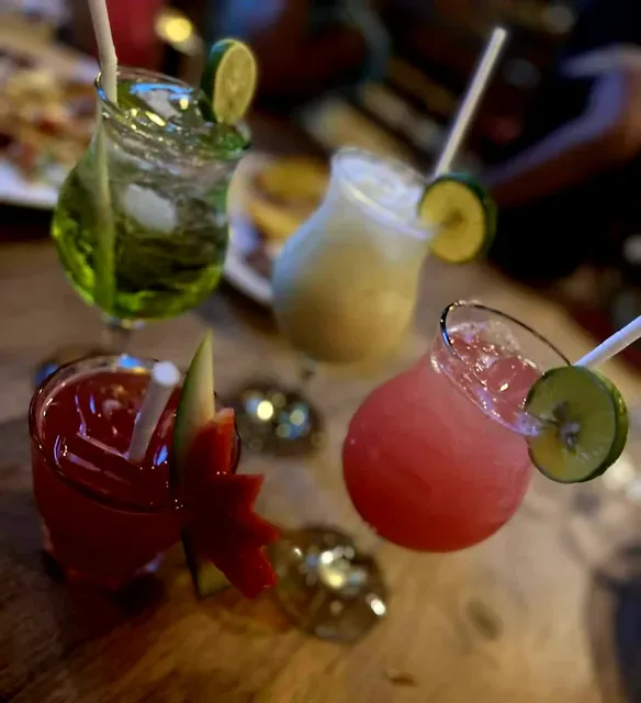 OUR'S Bar & Restaurant