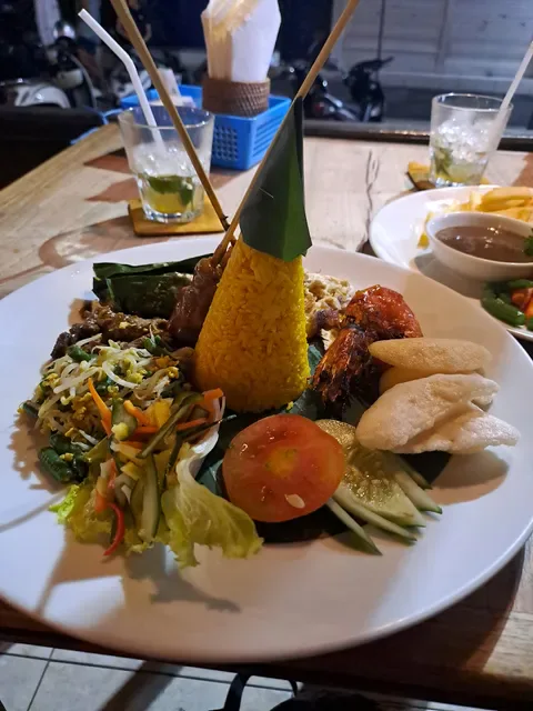 OUR'S Bar & Restaurant