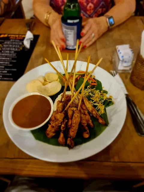 OUR'S Bar & Restaurant