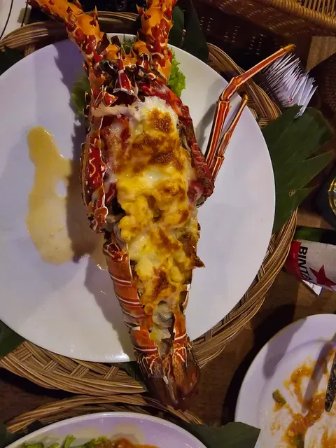 OUR'S Bar & Restaurant