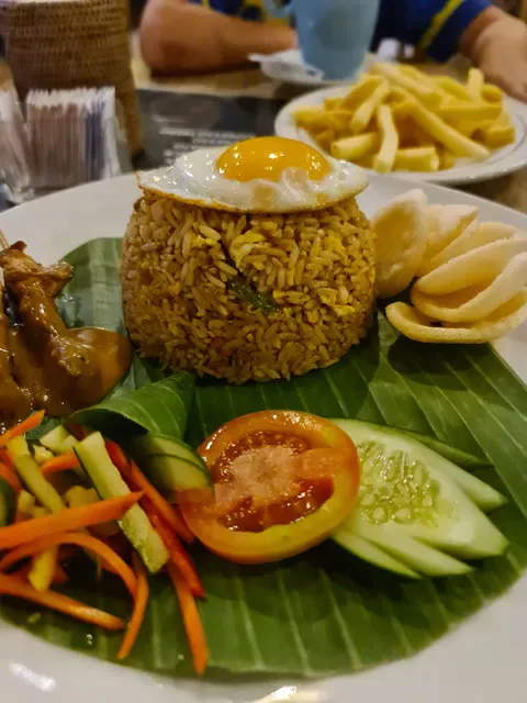OUR'S Bar & Restaurant