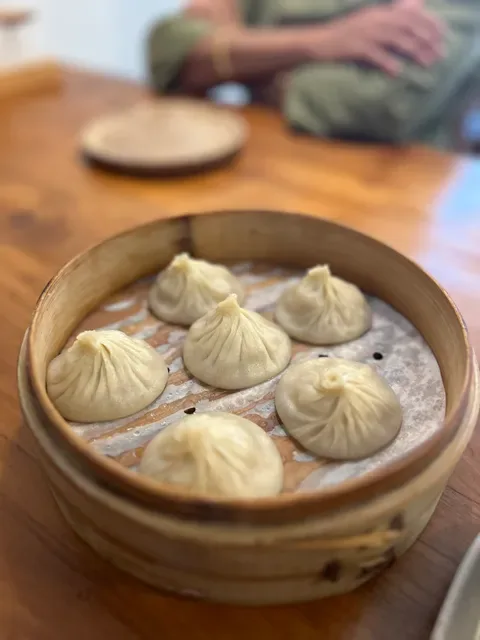 Papa Lee's Taiwan noodle & dumplings 台灣人的店