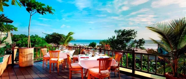 Papa's Beach Cafe
