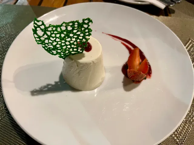 Papa's Beach Cafe