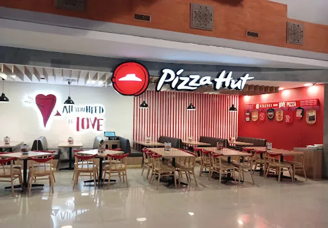 Pizza Hut Airport