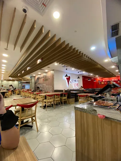 Pizza Hut Airport