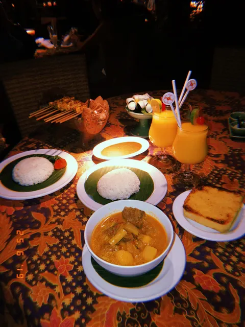Poppies Restaurant