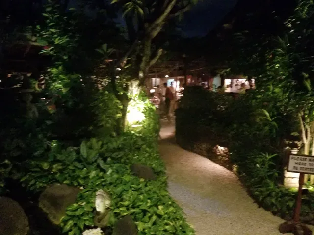 Poppies Restaurant