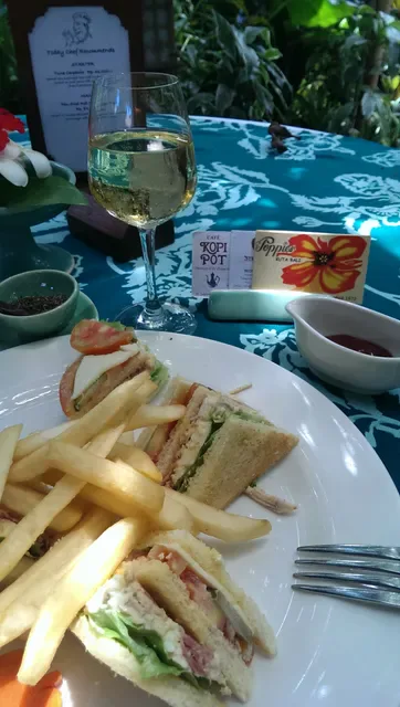 Poppies Restaurant