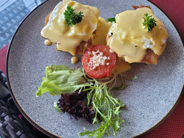 Pulu Bar and Grill