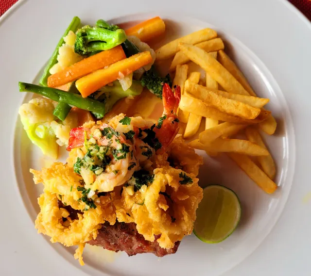 Pulu Bar and Grill