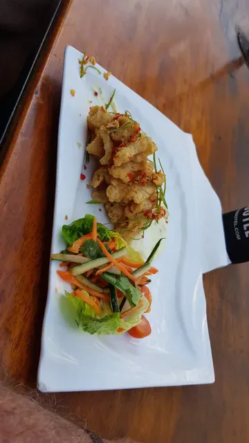 ROMEOS BAR & GRILLERY