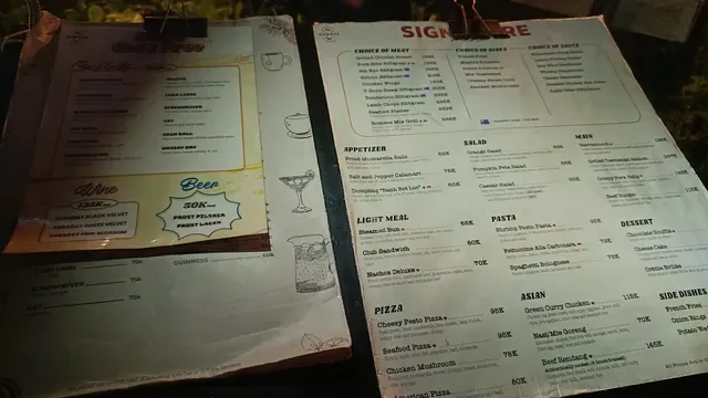 ROMEOS BAR & GRILLERY