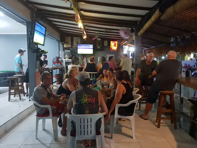 Rooster bar