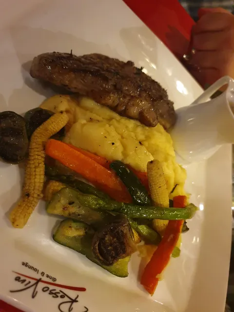 Rosso Vivo Dine & Lounge