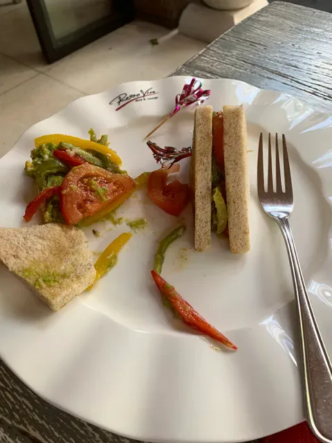 Rosso Vivo Dine & Lounge