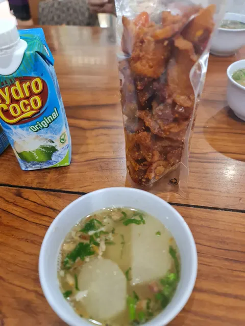 Rumah Makan Babi Guling Karya Rebo