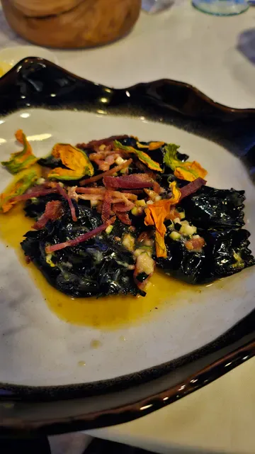 Sanje restaurant and lounge