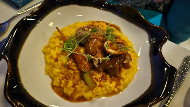Sanje restaurant and lounge
