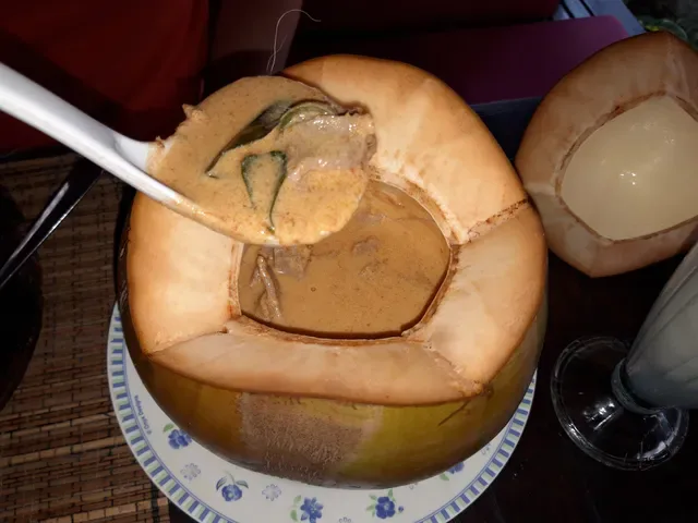 Sawasdeekha Thai Restaurant & Bar