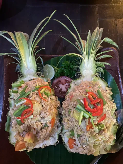 Sawasdeekha Thai Restaurant & Bar