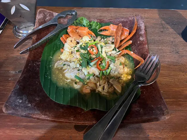 Sawasdeekha Thai Restaurant & Bar