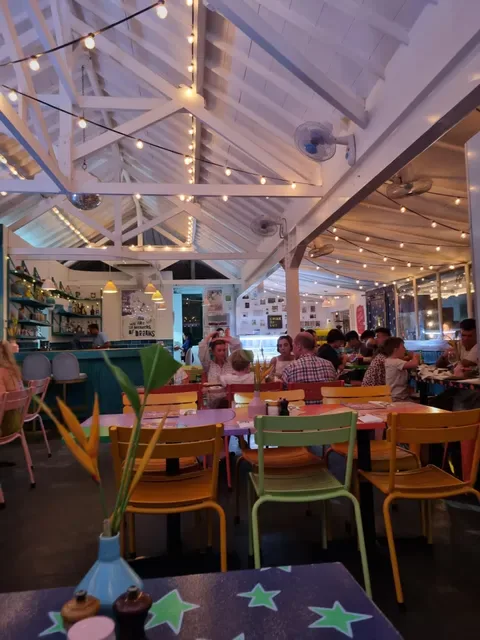Sea Circus Restaurant & Bar
