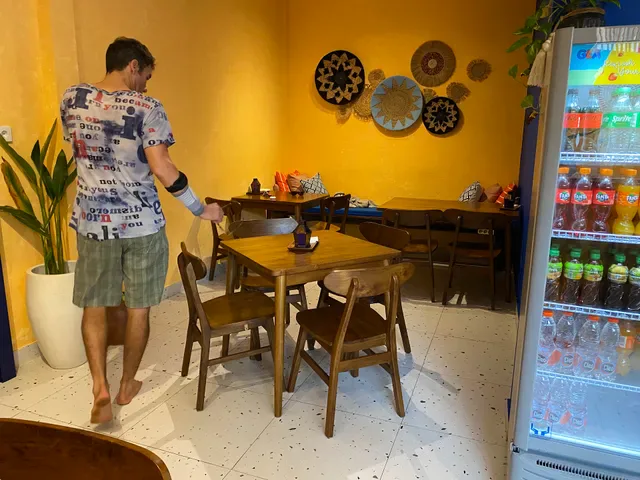 Shawarma Alhomsi Legian -شاورما الحمصي-