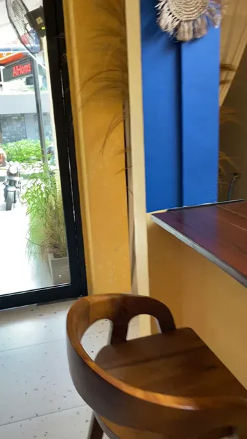 Shawarma Alhomsi Legian -شاورما الحمصي-