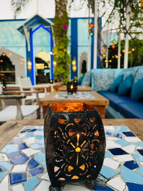Shisha Cafe Sunset Road مطعم عربي/ شيشة(مطعم و مقهى شيشة)